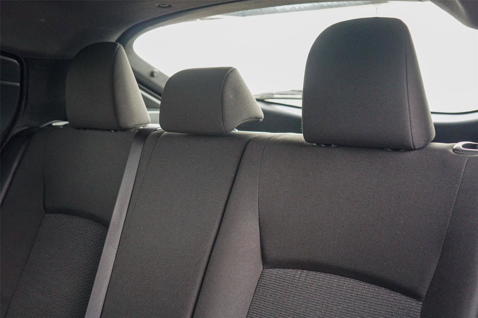 Used 2019 Toyota C-HR XLE FWD image 24