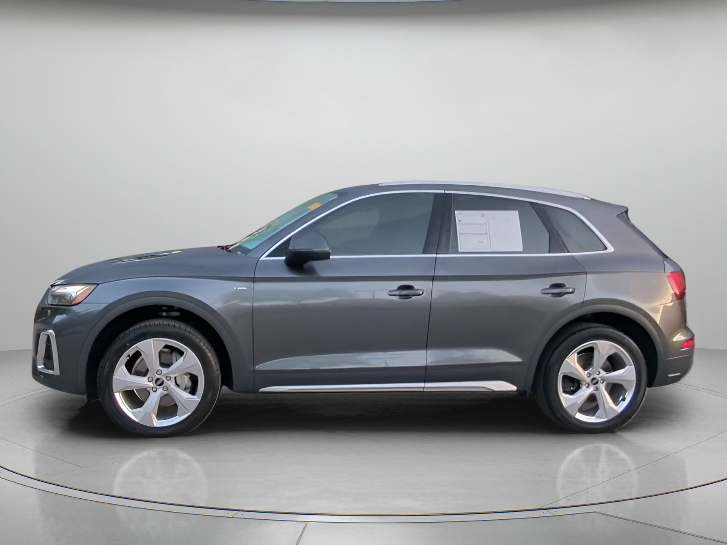 Used 2022 Audi Q5 2.0T Premium Plus w/ Premium Plus Package AWD/4WD image 16