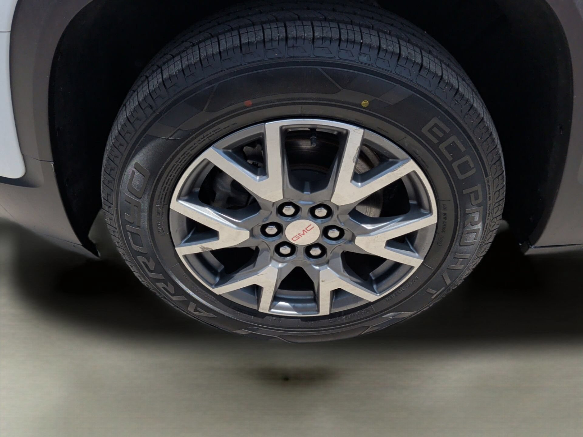 Used 2023 GMC Acadia SLT FWD image 43