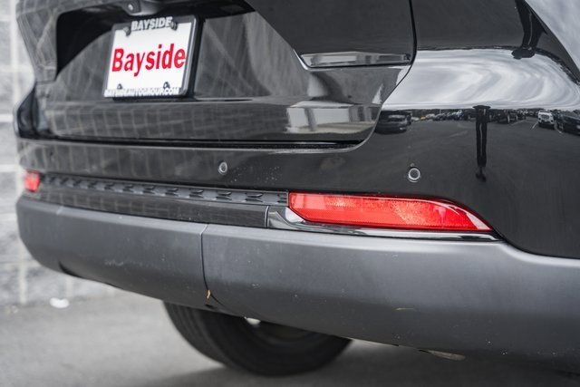 Used 2022 Jeep Grand Cherokee Altitude image 11