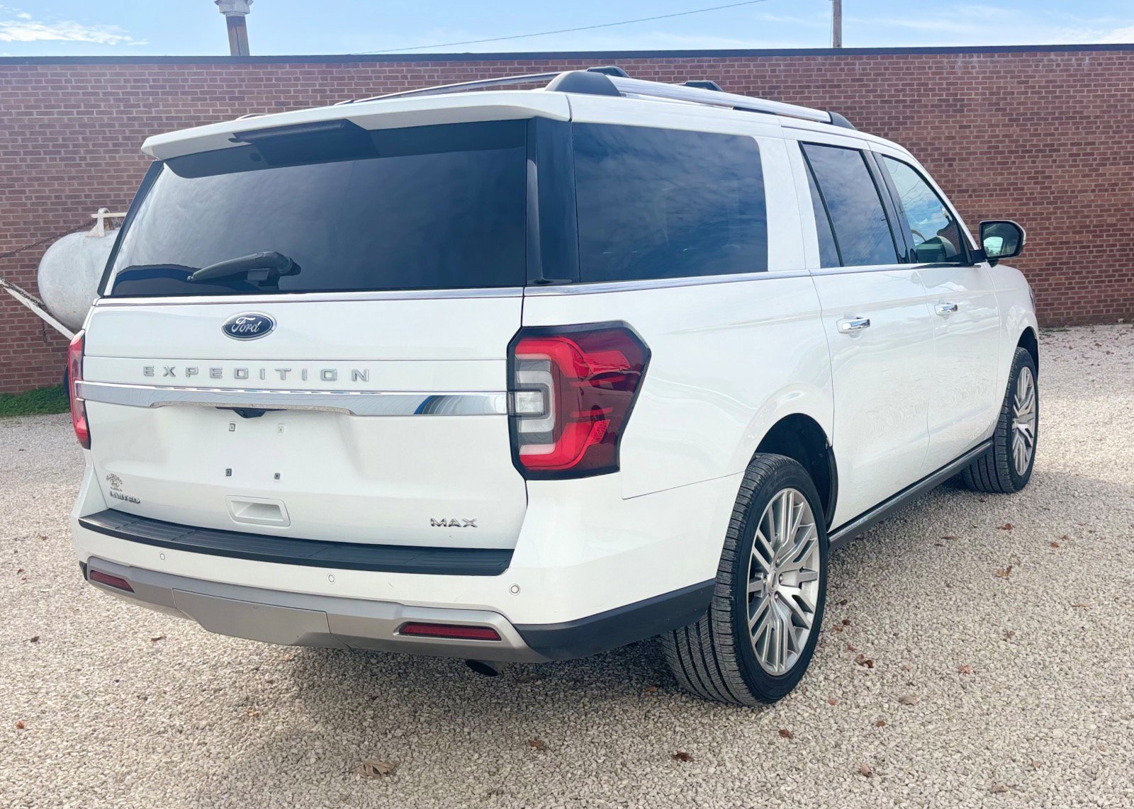 Certified 2023 Ford Expedition Max Limited image 5