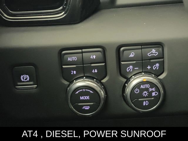Used 2024 GMC Sierra 1500 AT4 w/ Technology Package AWD/4WD image 24