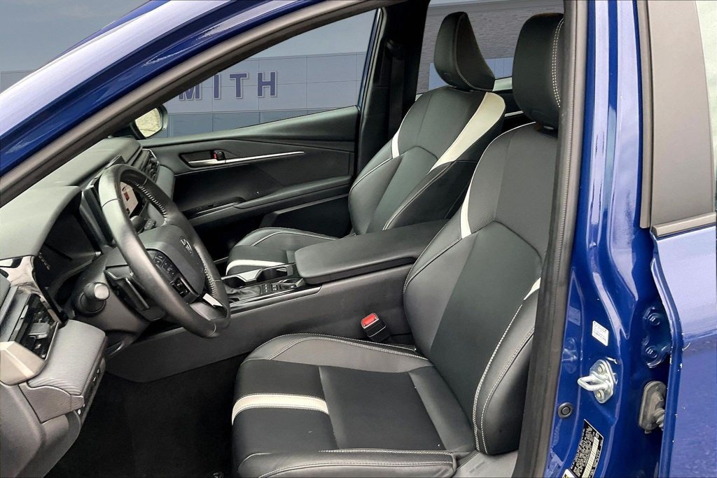 Used 2025 Toyota Camry SE FWD image 21