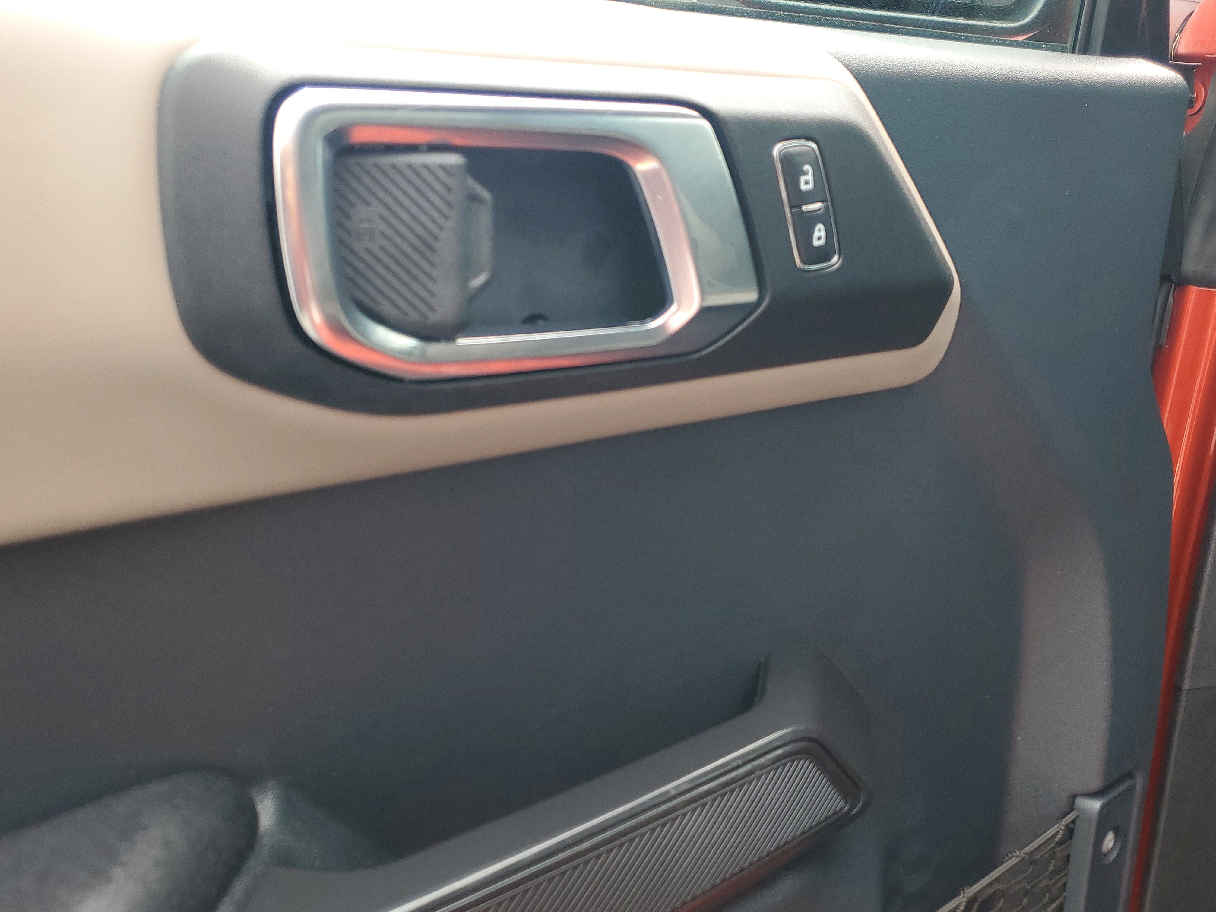 Certified 2024 Ford Bronco Wildtrak image 19