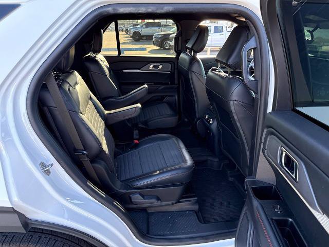 Certified 2025 Ford Explorer ST-Line AWD/4WD image 12