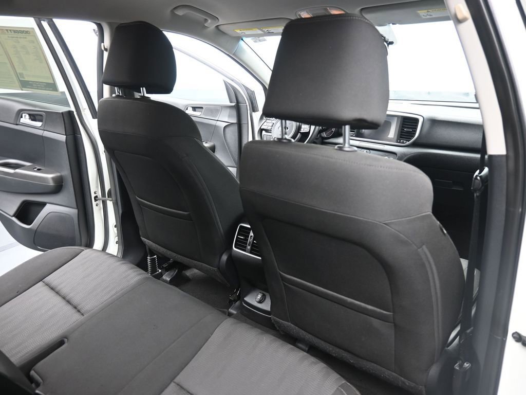 Used 2020 Kia Sportage LX FWD image 29