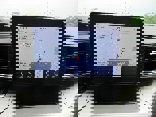 Certified 2022 Ford Explorer XLT w/ Equipment Group 202A image 13