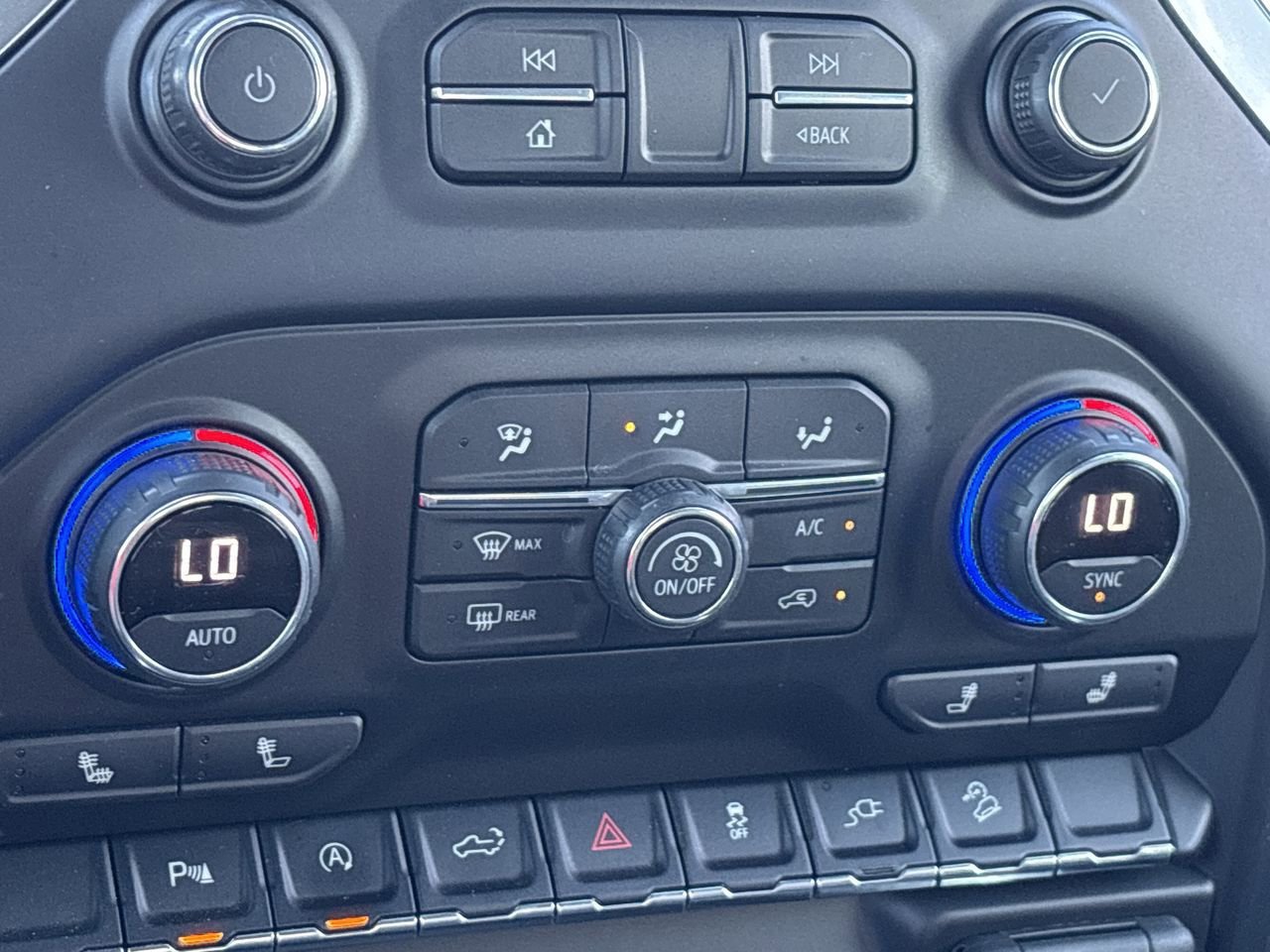 Used 2021 Chevrolet Silverado 1500 LT Trail Boss w/ Convenience Package II image 20