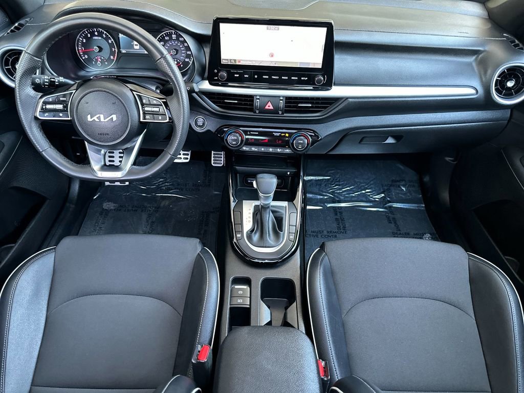 Used 2023 Kia Forte GT-Line w/ GT-Line Premium Package FWD image 12