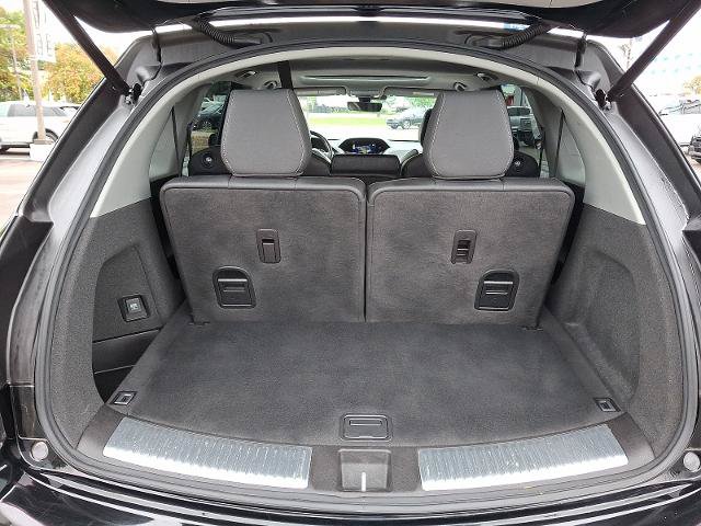 Used 2019 Acura MDX w/ Technology Package AWD/4WD image 30