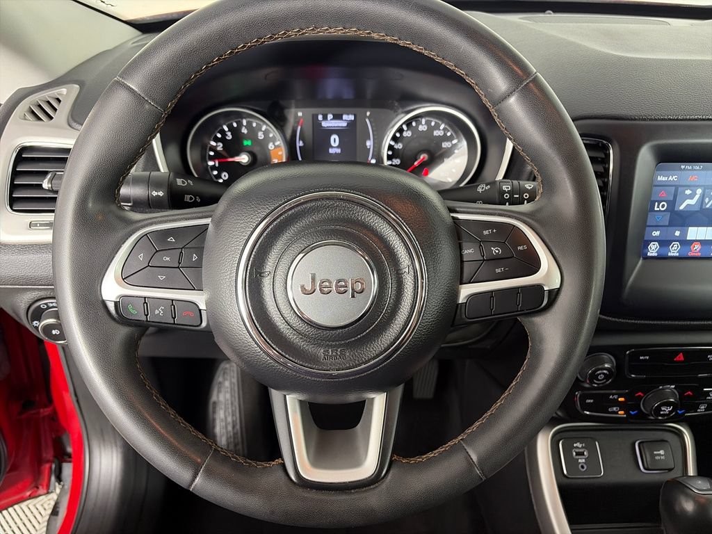 Used 2021 Jeep Compass Latitude FWD image 16