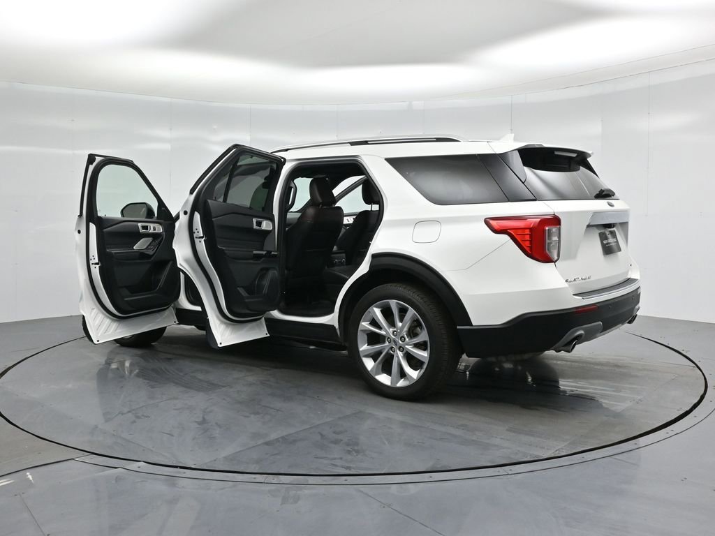Certified 2022 Ford Explorer Platinum w/ Technology Package image 37
