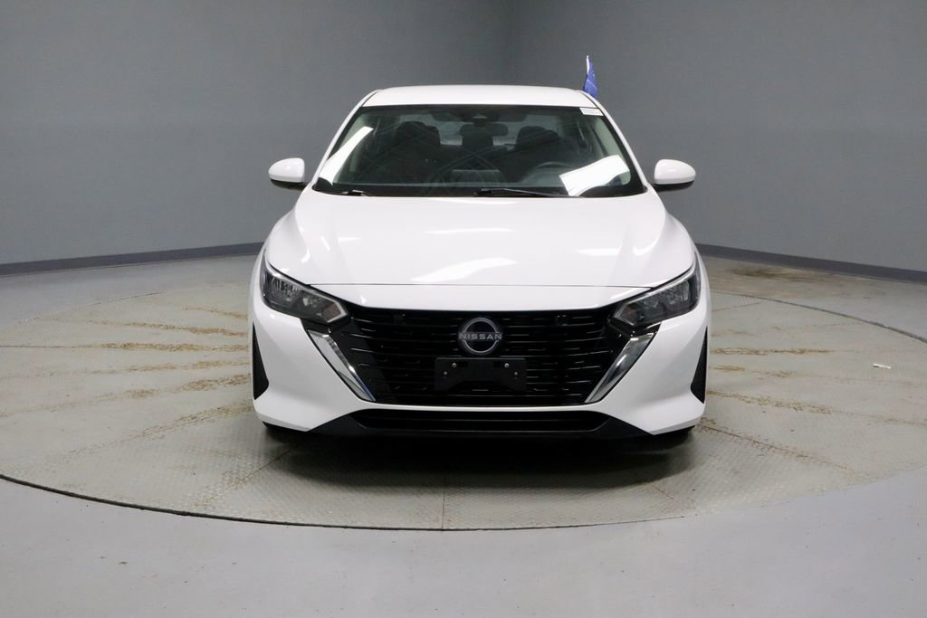 Used 2024 Nissan Sentra SV image 4