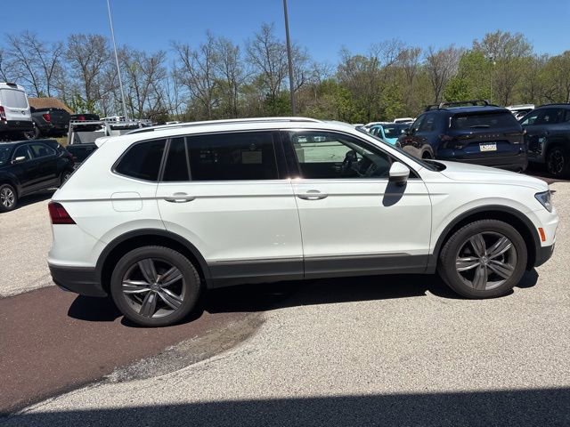 Used 2021 Volkswagen Tiguan SEL AWD/4WD image 26