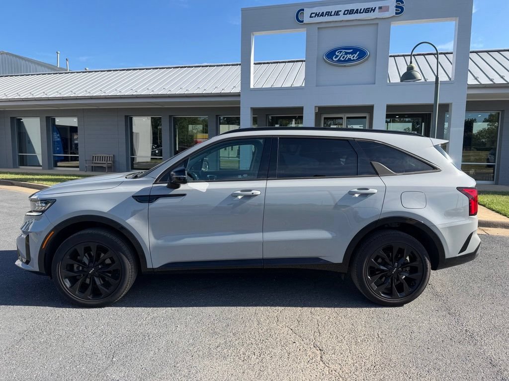 Used 2023 Kia Sorento SX AWD/4WD image 2