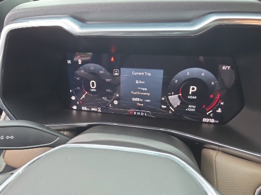 Used 2024 GMC Canyon Denali AWD/4WD image 3