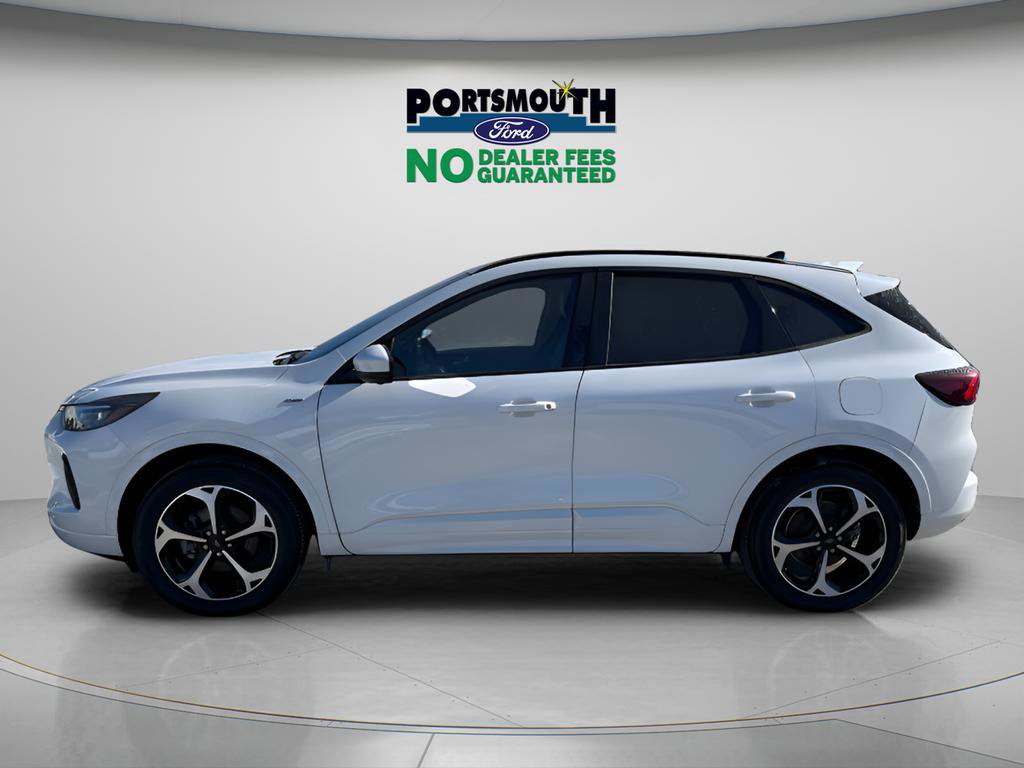 Certified 2025 Ford Escape ST-Line Elite w/ Premium Technology Package AWD/4WD image 2