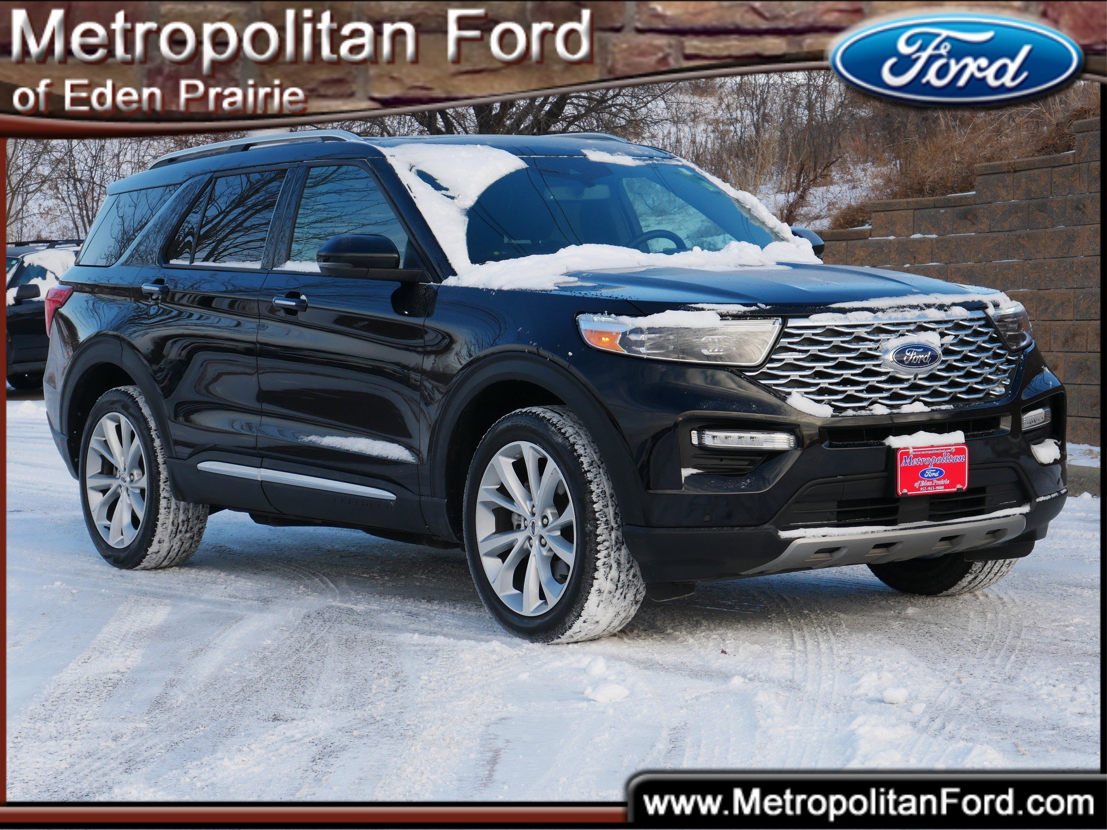Certified 2023 Ford Explorer Platinum w/ Premium Technology Package image 1