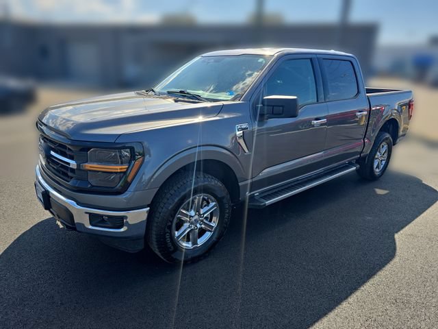 Certified 2025 Ford F150 XLT w/ Equipment Group 301A Standard AWD/4WD image 1