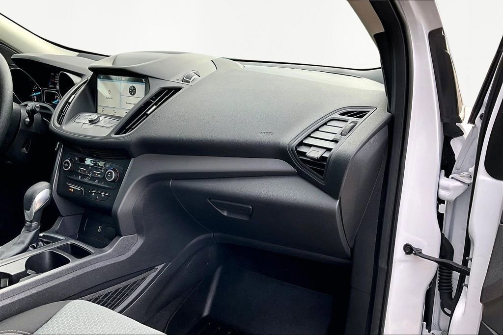 Certified 2019 Ford Escape SE image 17