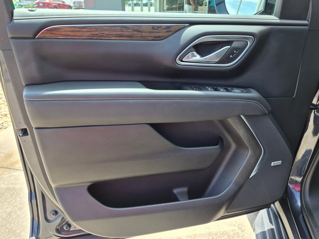 Used 2023 Chevrolet Tahoe Premier RWD image 12