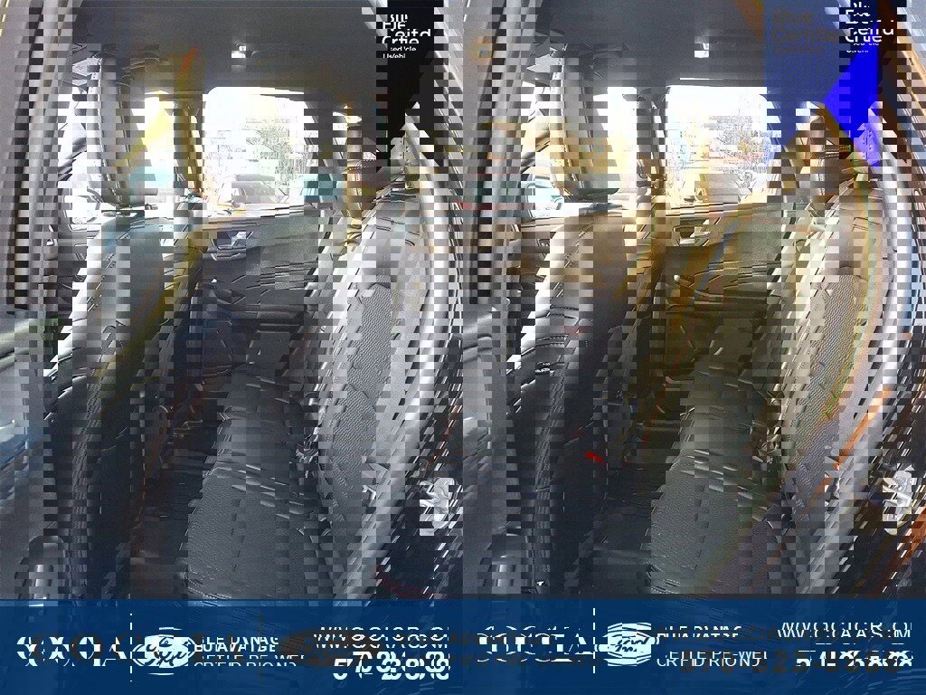 Certified 2024 Ford Escape ST-Line w/ Tech Pack #1 image 9