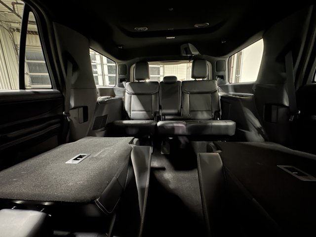 Certified 2026 Ford Expedition Platinum w/ Stealth Performance Package AWD/4WD image 15