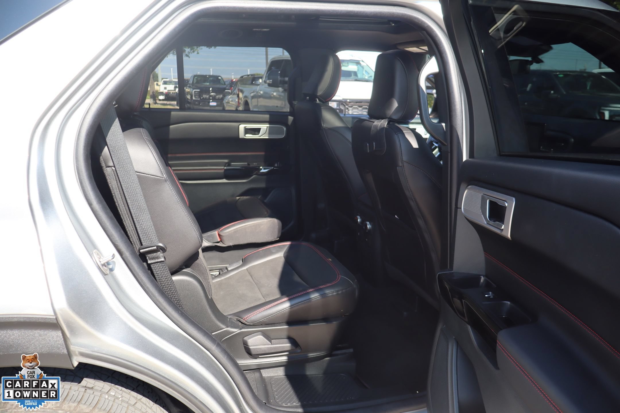 Certified 2023 Ford Explorer ST-Line w/ Class IV Trailer Tow Package RWD image 30