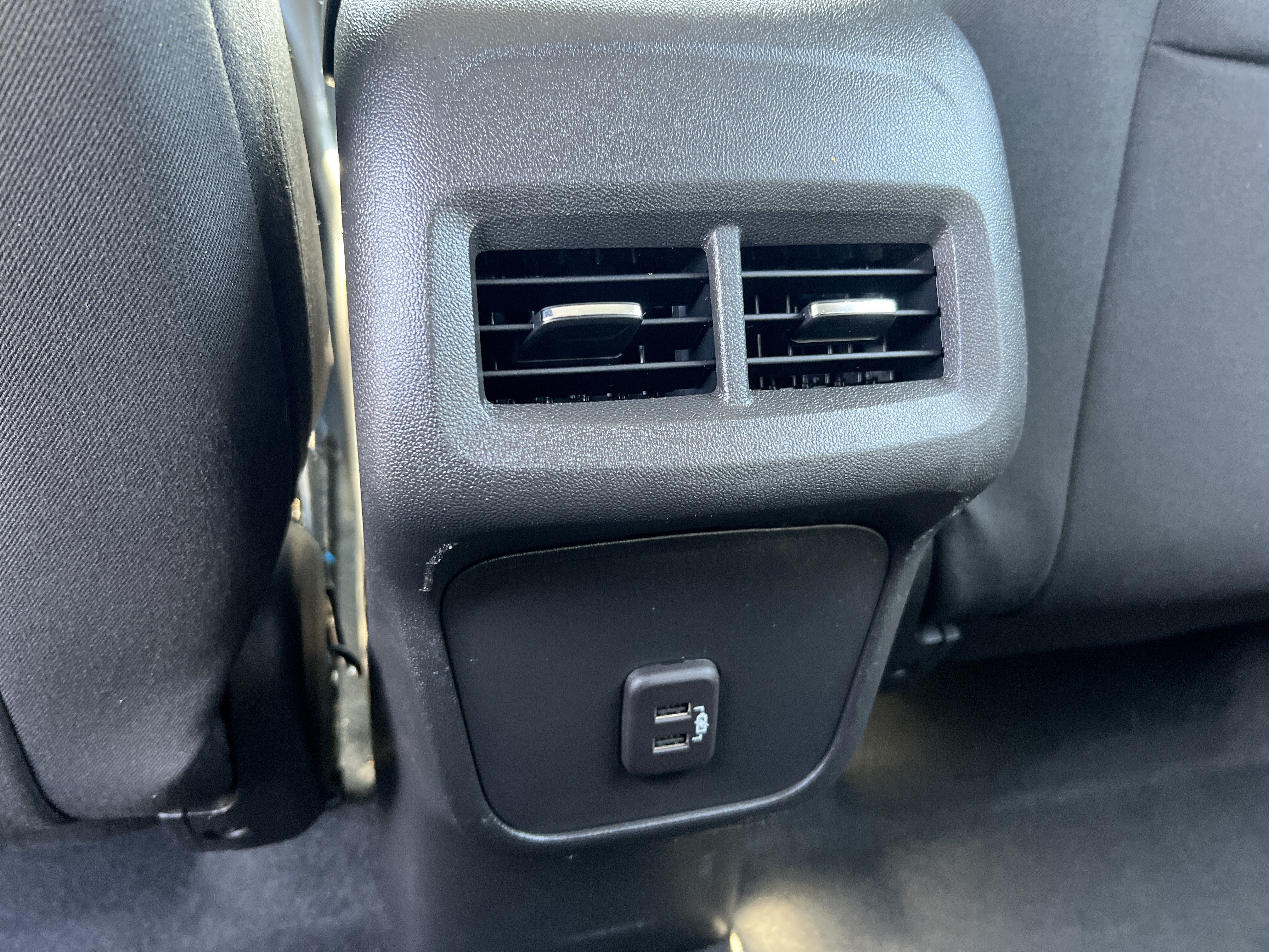 Used 2023 Chevrolet Equinox LS FWD image 21