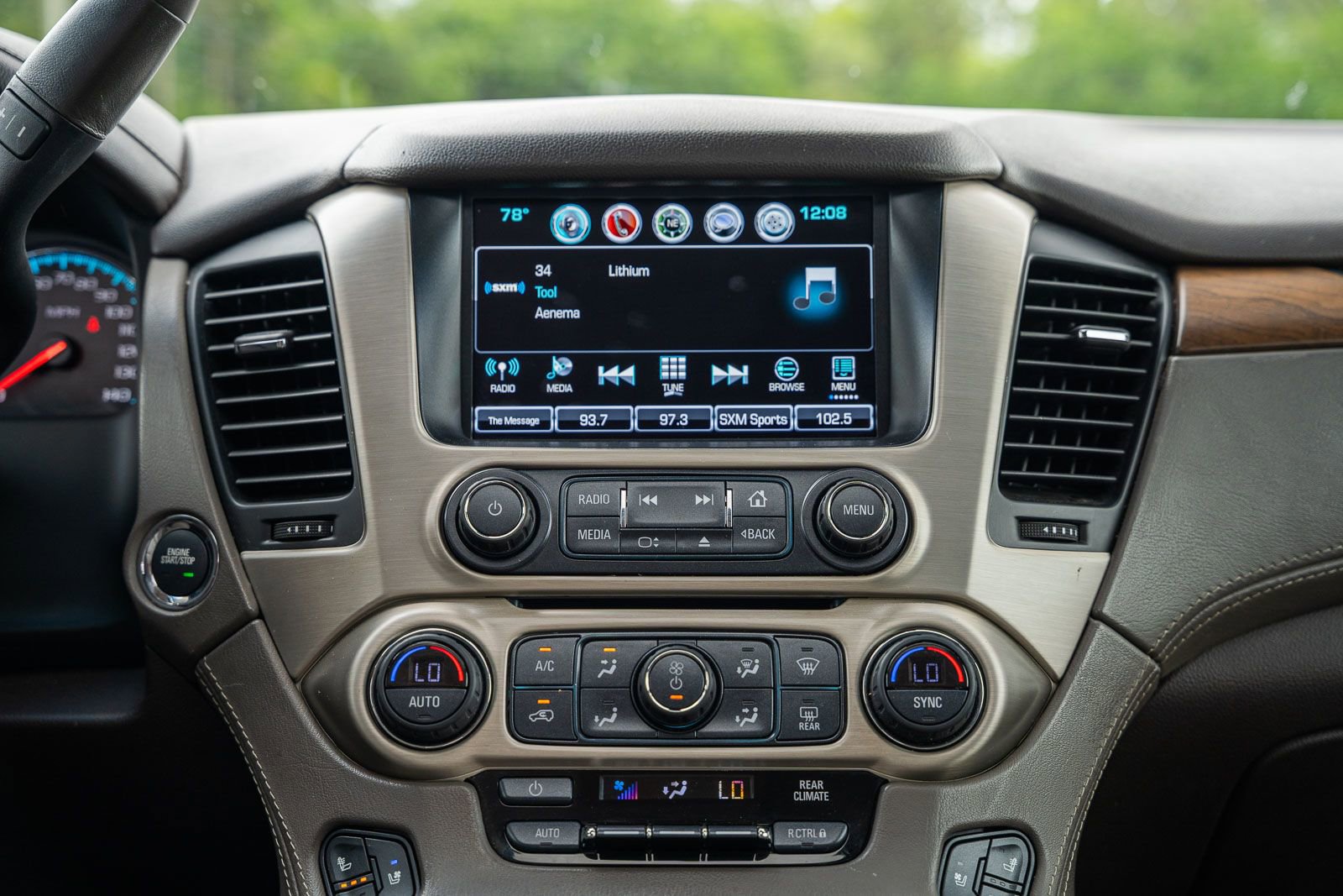 Used 2020 GMC Yukon XL Denali w/ Open Road Package RWD image 41
