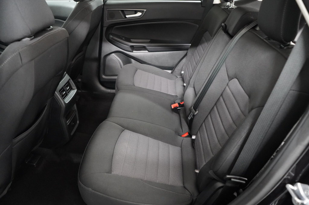 Certified 2024 Ford Edge SE w/ Black Appearance Package AWD/4WD image 20