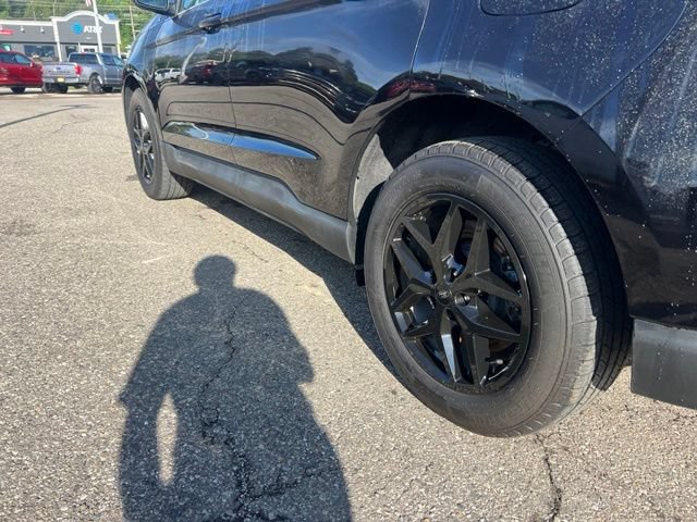 Certified 2023 Ford Edge SEL w/ Convenience Package AWD/4WD image 26