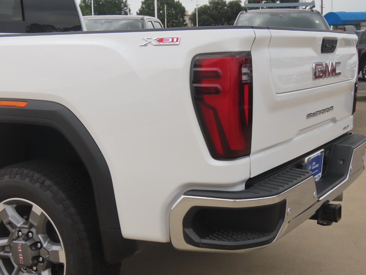 Used 2025 GMC Sierra 2500 SLT w/ Texas SLT Premium Package AWD/4WD image 15