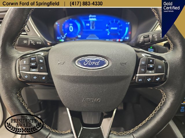 Certified 2022 Ford Escape Titanium w/ Titanium Elite Package AWD/4WD image 32