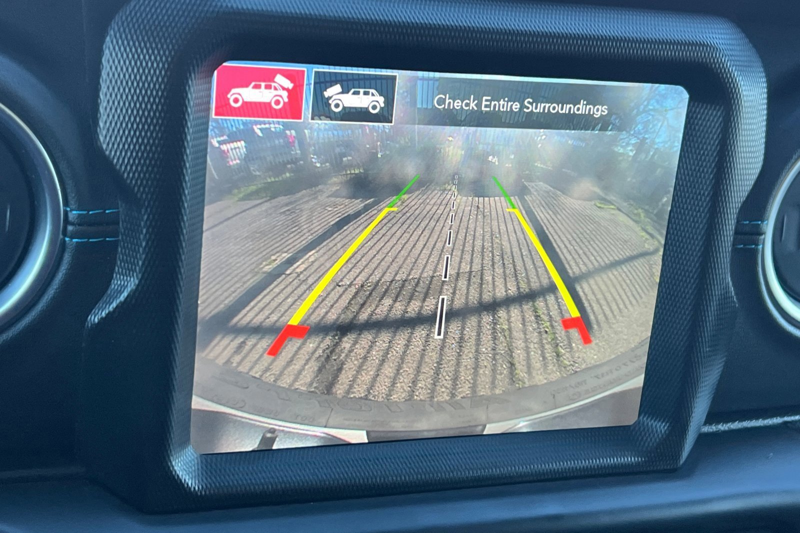 Used 2021 Jeep Wrangler Unlimited Rubicon 4xe w/ Steel Bumper Group image 21