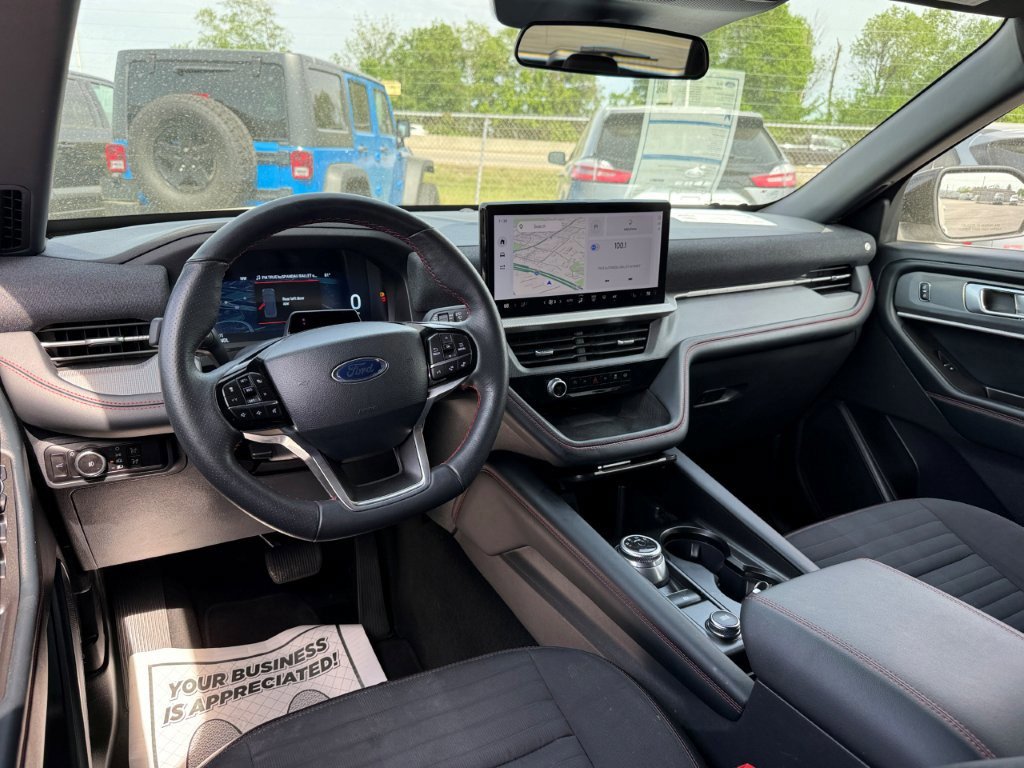Certified 2025 Ford Explorer ST-Line w/ ST-Line Street Pack image 19