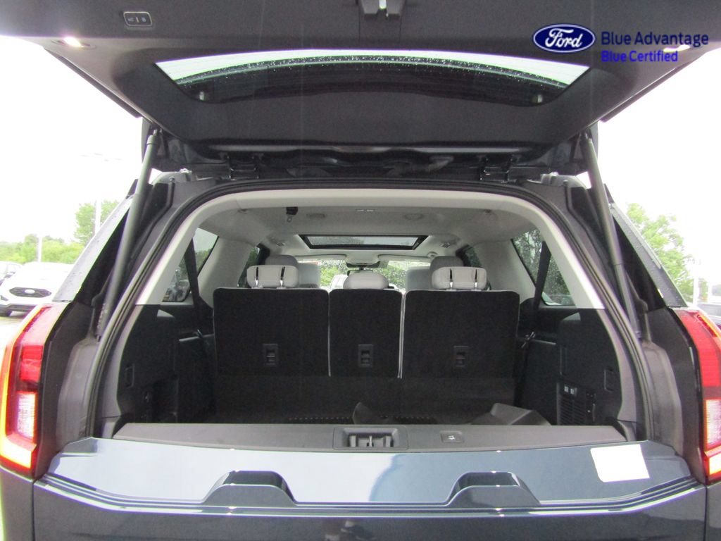 Certified 2025 Ford Expedition Max Platinum AWD/4WD image 32