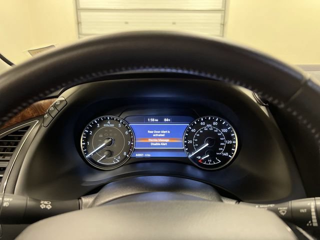 Used 2024 Nissan Armada SL w/ Captain's Chairs Package AWD/4WD image 17