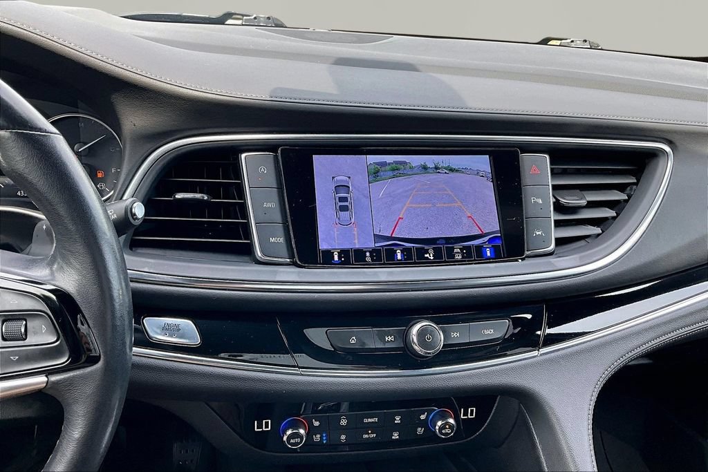 Used 2023 Buick Enclave Avenir w/ Avenir Technology Package AWD/4WD image 21