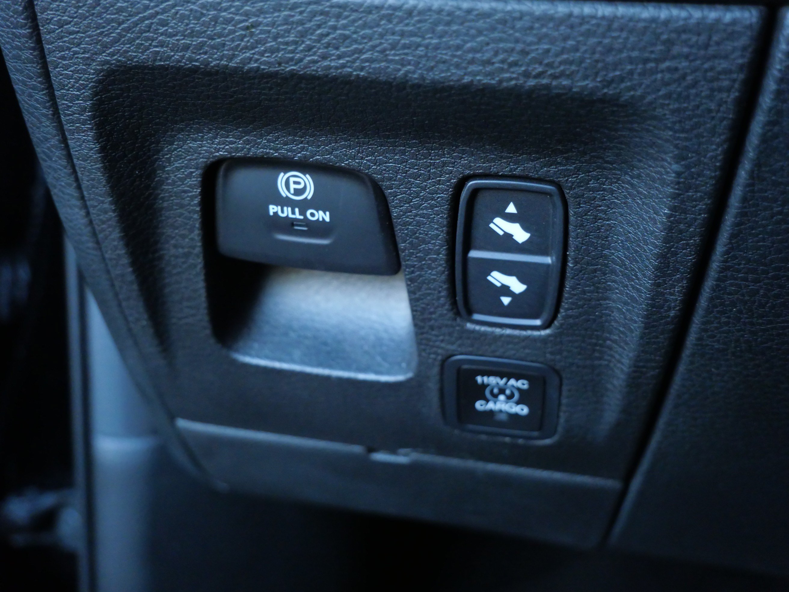 Used 2022 RAM 1500 Laramie AWD/4WD image 27
