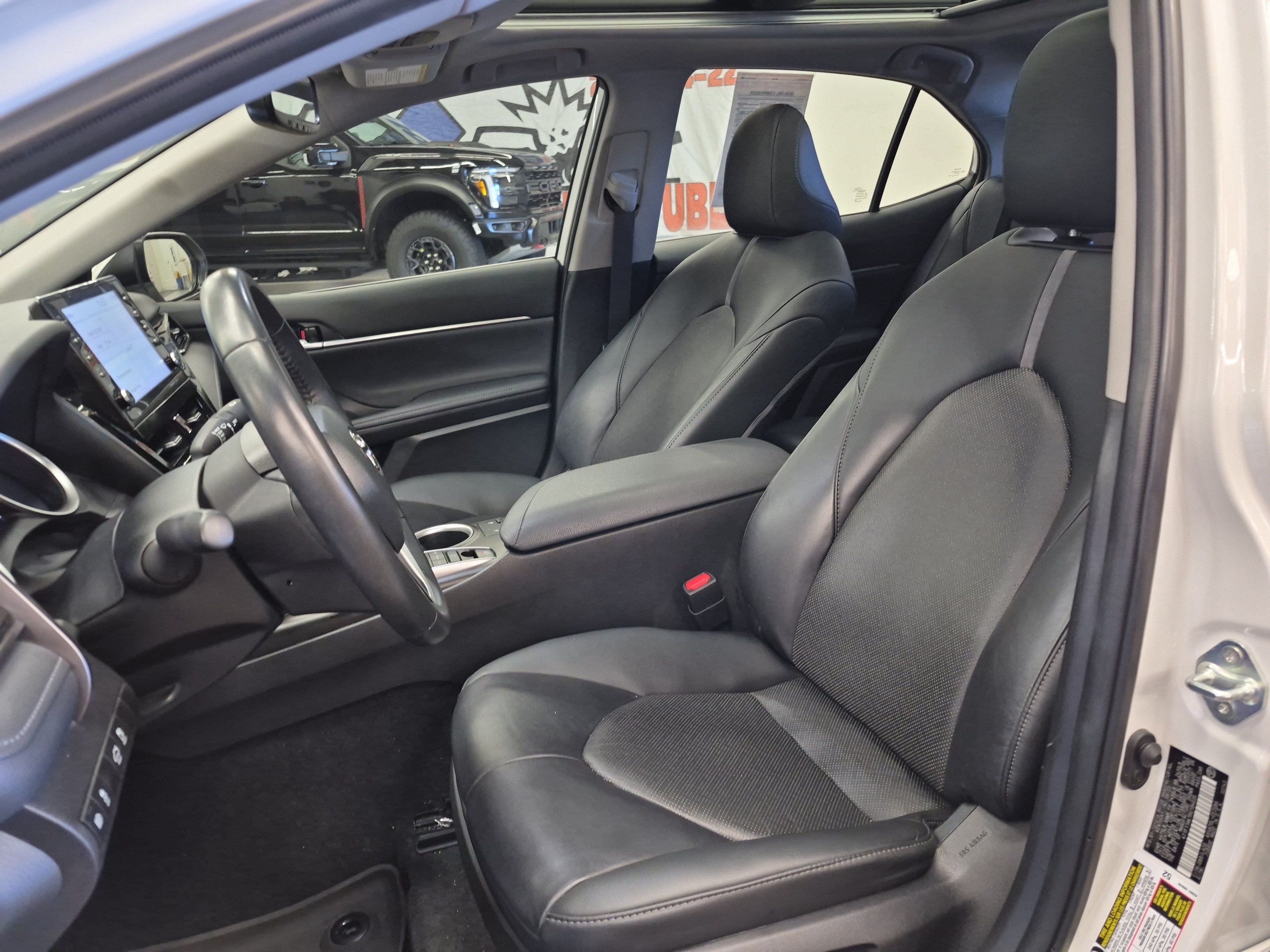 Used 2024 Toyota Camry XLE FWD image 12