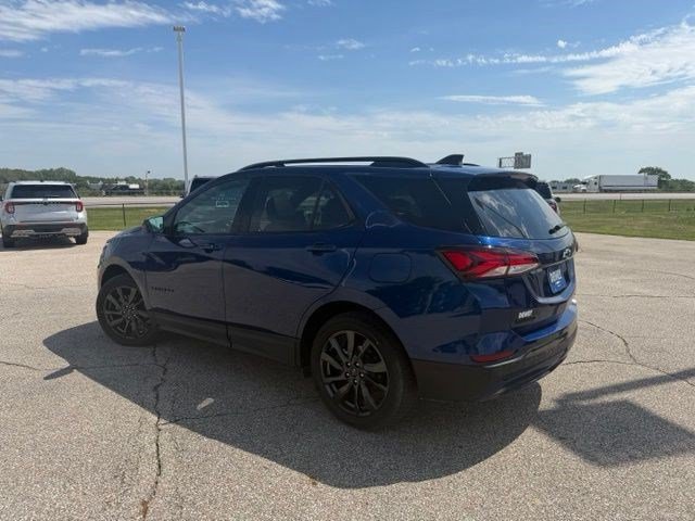 Used 2023 Chevrolet Equinox RS AWD/4WD image 7