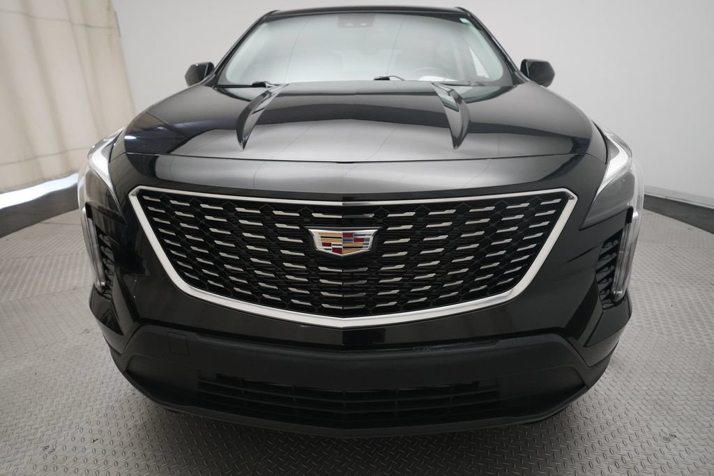 Used 2022 Cadillac XT4 Luxury w/ Cold Weather Package AWD/4WD image 22