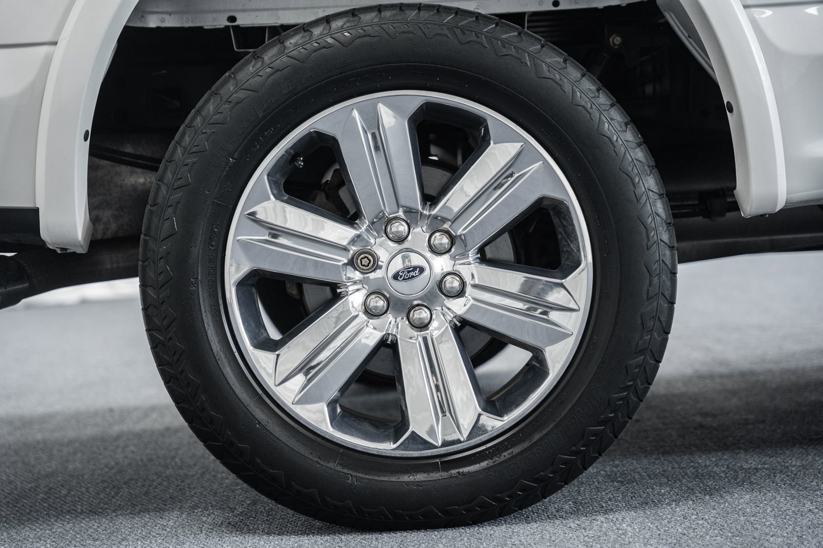 Certified 2019 Ford F150 Lariat w/ Equipment Group 502A Luxury image 21