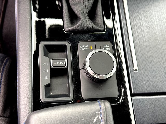 Used 2024 Toyota Tundra Platinum AWD/4WD image 20