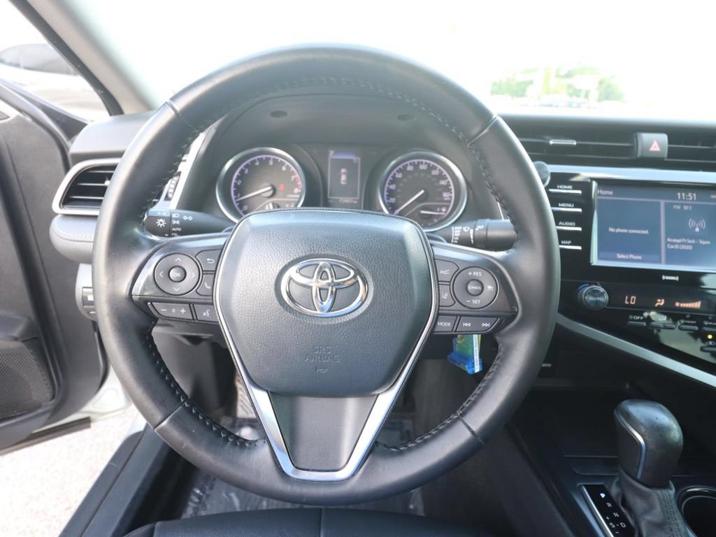 Used 2020 Toyota Camry SE FWD image 17