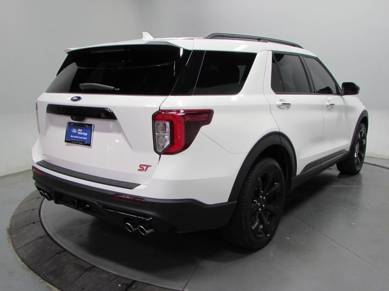 Certified 2024 Ford Explorer ST w/ Equipment Group 401A AWD/4WD image 7