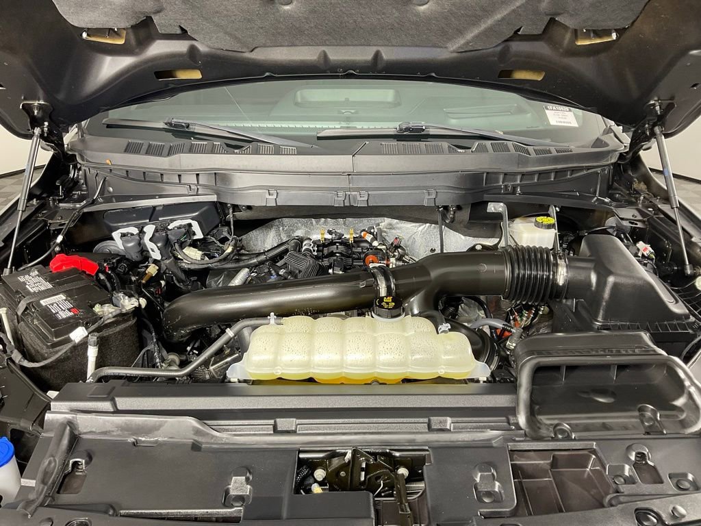 Certified 2024 Ford F150 Platinum w/ Equipment Group 702A High image 9