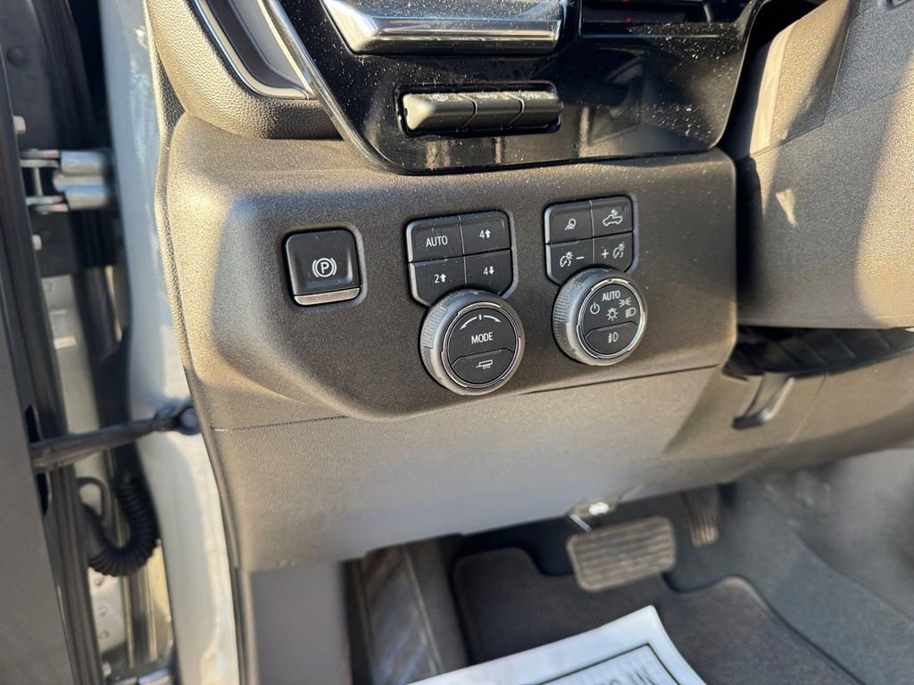 Used 2025 Chevrolet Silverado 2500 High Country w/ High Country Premium Package image 29