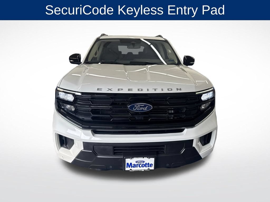 Certified 2025 Ford Expedition Active AWD/4WD image 9